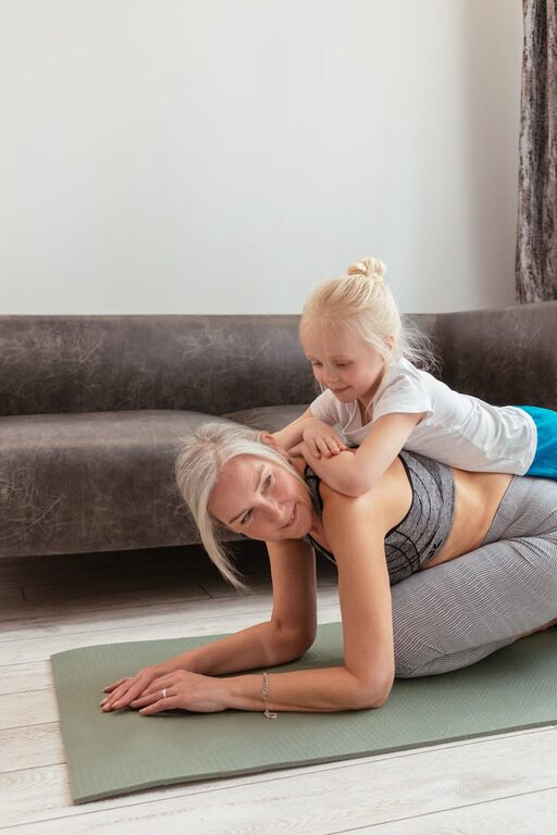 A Beginner’s Guide to Stretching at Home for Everyone